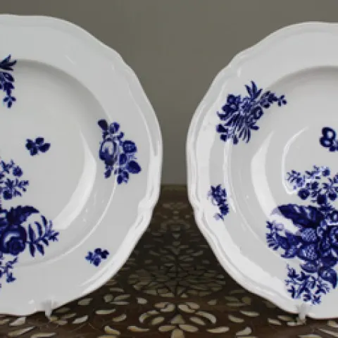 Pair of 18th-Century English Blue & White Porcelain Bowls