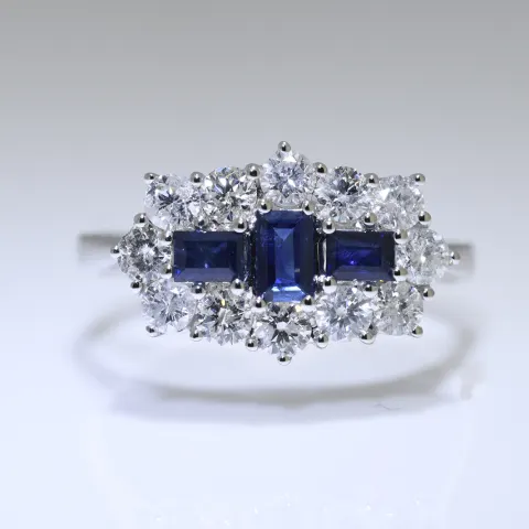 Blue Sapphire & Diamond Ring
