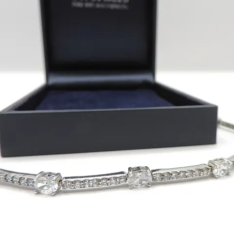 Sterling Silver 9 Carat White Topaz Bracelet New With Gift Box