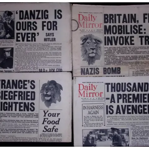 Job-Lot Original 1939 WW2 Newspapers Images & Reports of The War-22.