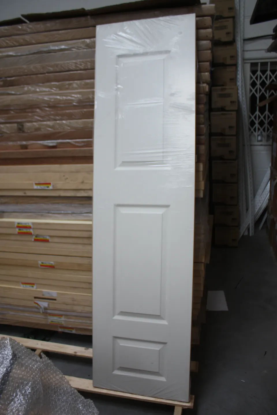 Pallet of 39 Premdor Semi Solid 3 Panel 21" x 6'6 Internal Doors - Total List Price £2613 + VAT!
