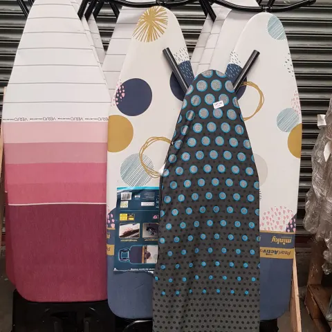 (160/P) Contents Of Pallet – 10x Mixed Ironing Boards To Include Minky. (All Units Have Some Damage