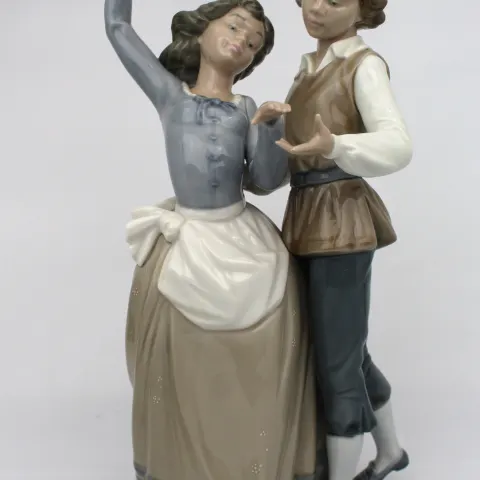 Lladro Figurine
