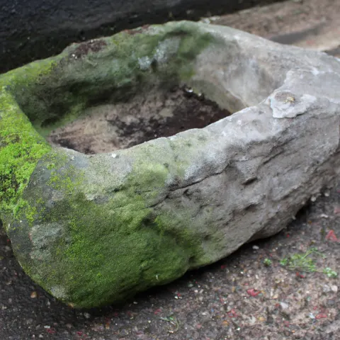 Antique Yorkstone Planter