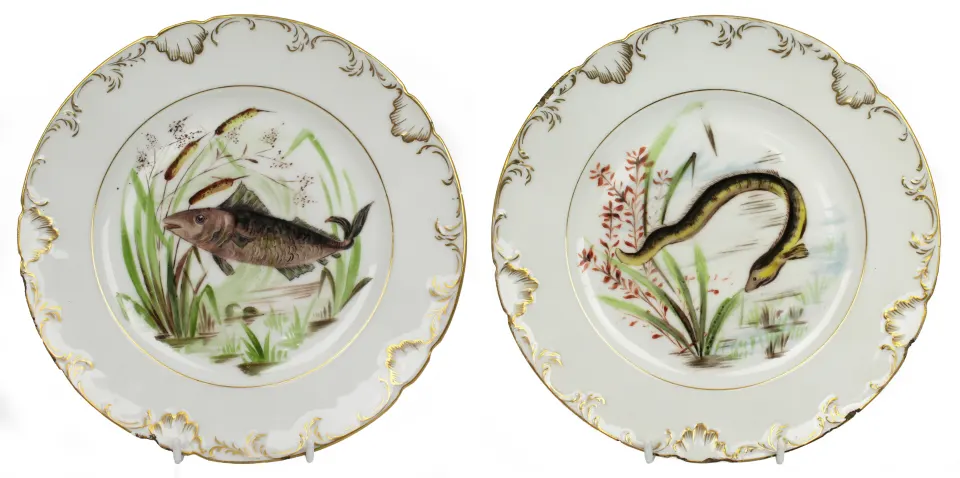 Pair of Edwardian Wolly Fowkes Worcester Hand Painted Plates