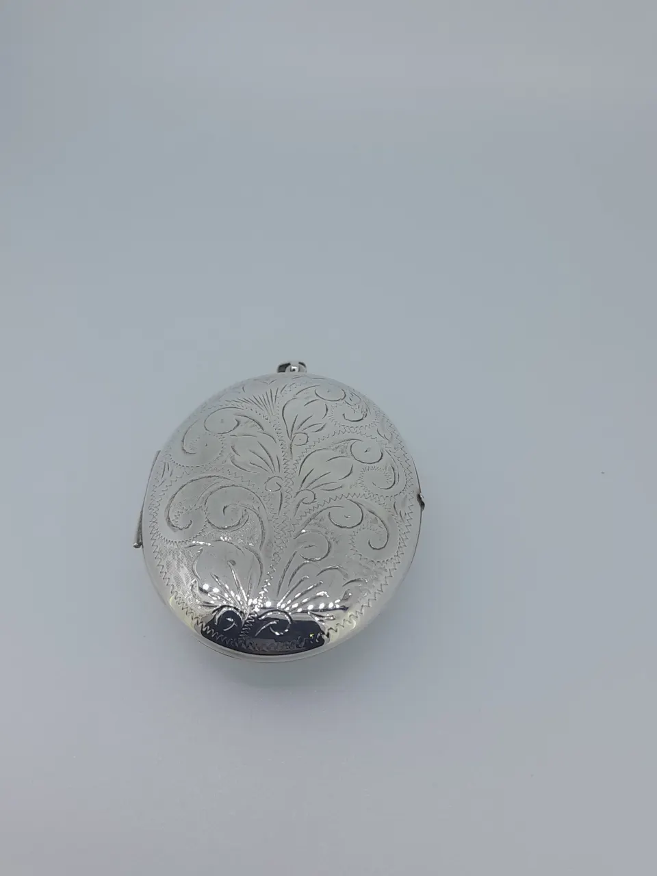 XL Silver Locket Engraved Detail