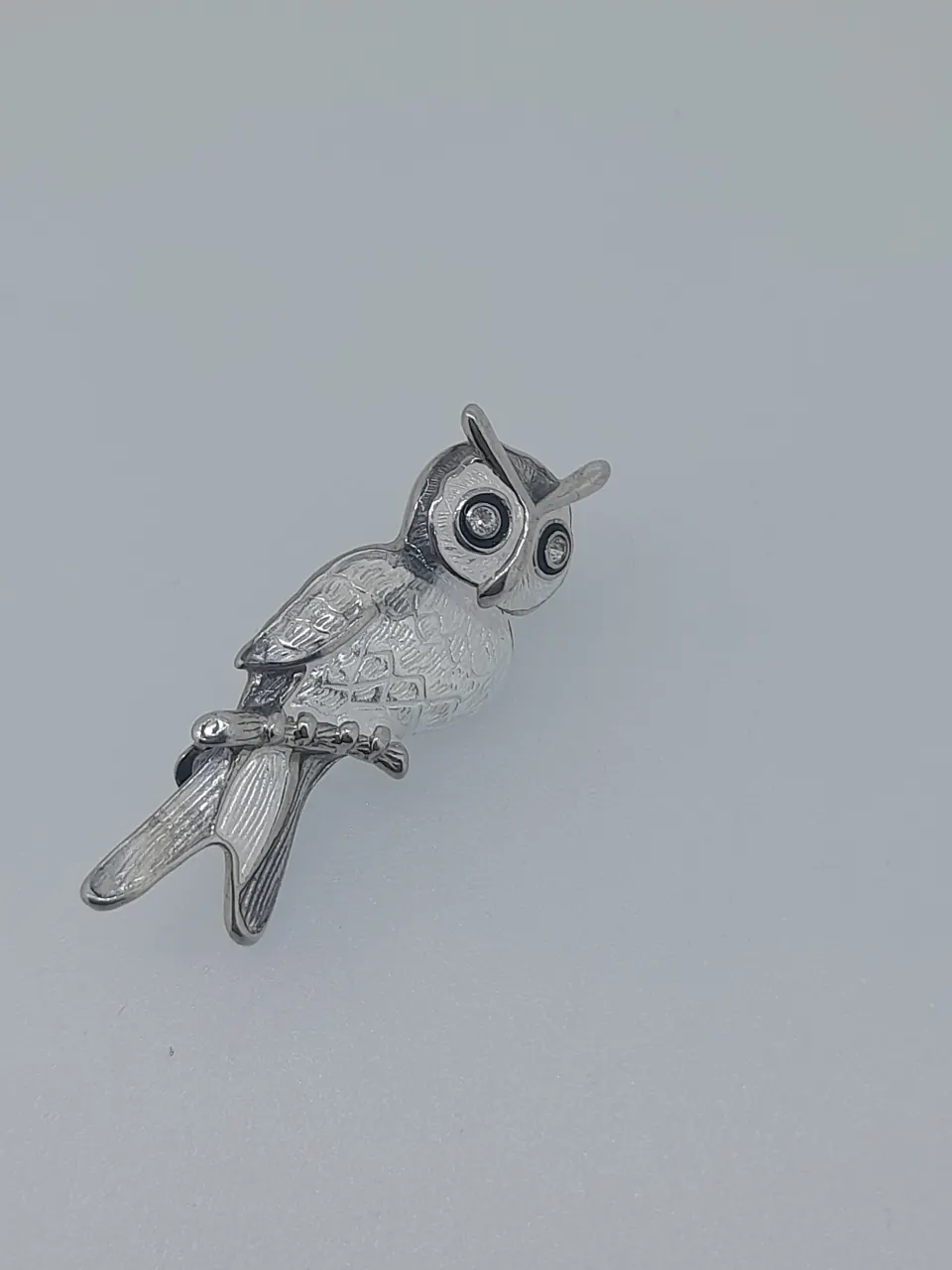 Nicole Barr Silver Enamelled Owl Broach Set With White Sapphire Eyes