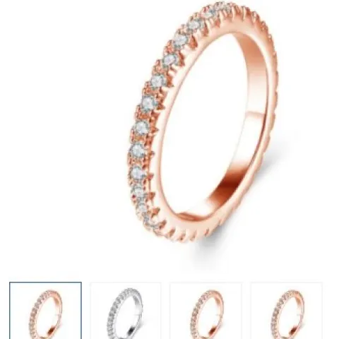 37 x Womens Silver Rings RRP £630.67