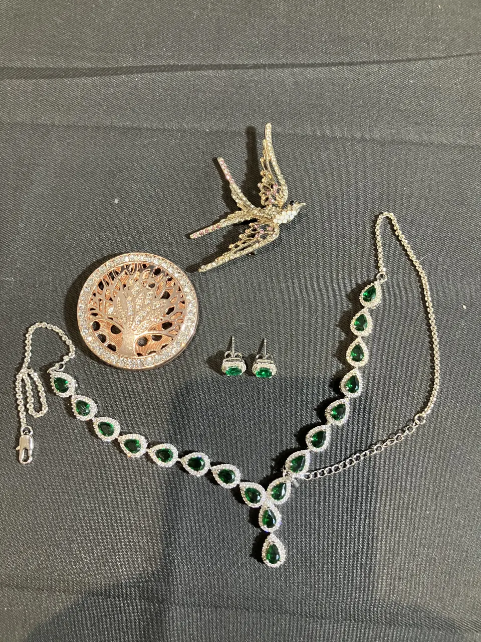 Costume jewellery used by Suanne Braun