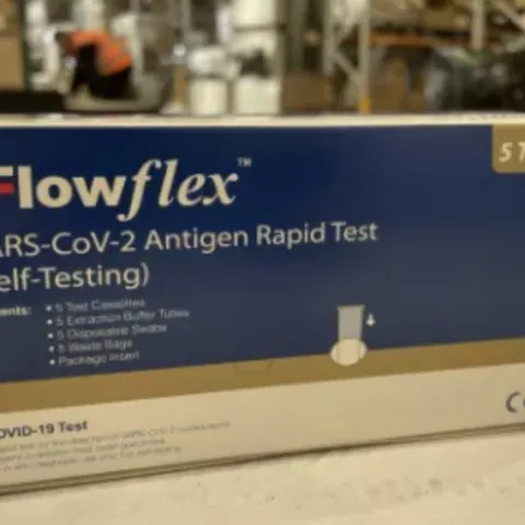 120 x 5 Pack FlowFlex Covid 19 Testing Kits, New and Sealed