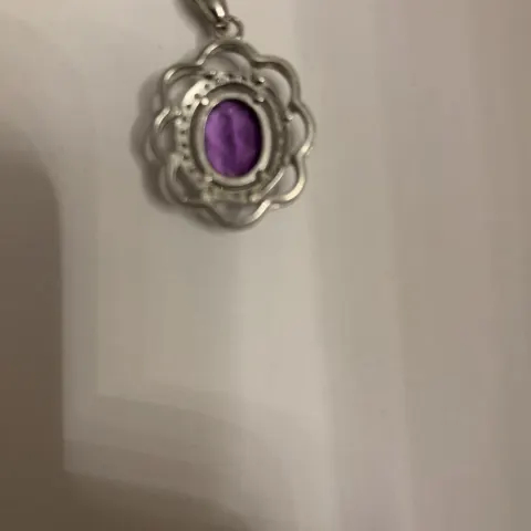 Sterling Silver Pendant With 1ct Amethyst