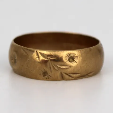 Vintage 9ct Gold Decorative Floral Ring