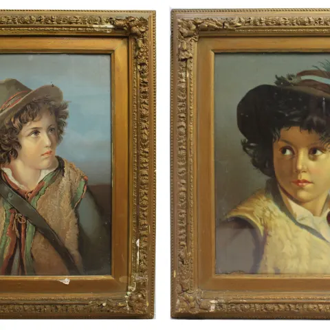 Pair of Victorian Oleograph Portraits Set in Gilt Frames