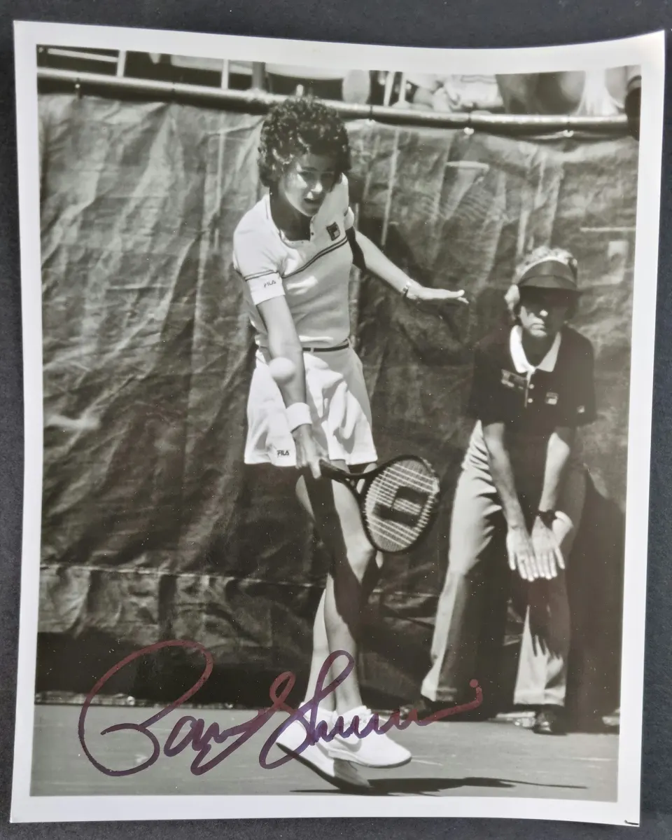 Pam Shriver Original Signature