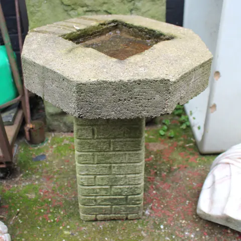 Stone Effect Bird Bath