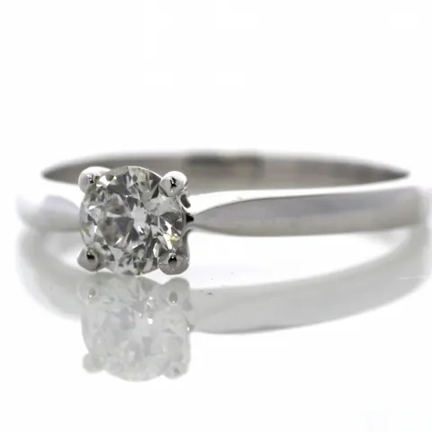 18ct White Gold Solitaire Diamond Ring 0.50 Carats