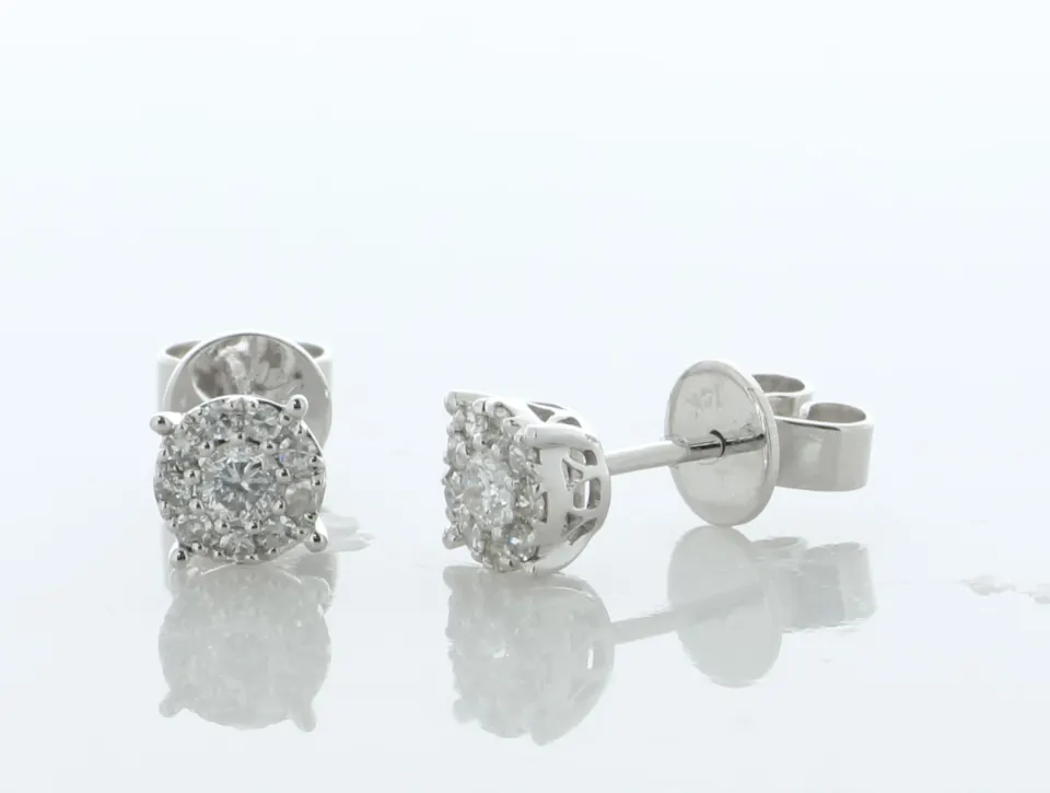 14ct Gold Round Cluster Claw Set Diamond Earring 0.32 Carats