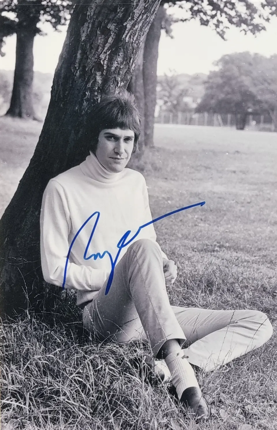 Ray Davies Original Signature
