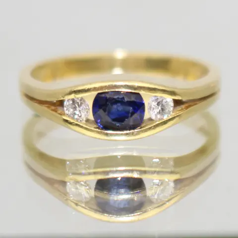 Three Stone Sapphire & Diamond 18ct Gold Ring