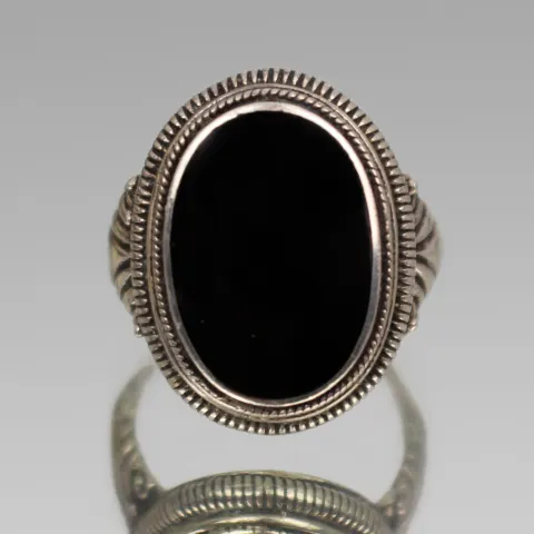 Vintage Onyx Silver Ring