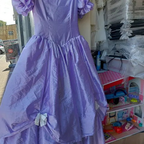 Lilac childs vintage style bridesmaid dress size approx 7 to 9