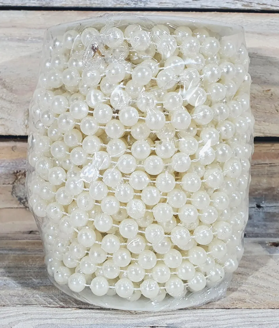 Full roll of 8mm white pearl string. Approx 18metres. Rrp £35.99