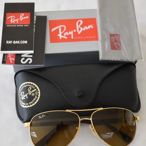 Ray Ban Sunglasses ORB8313 001/33 *2N