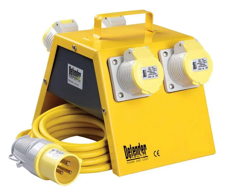 Defender 4 Way 16 Amp Splitter Box with cable & plug