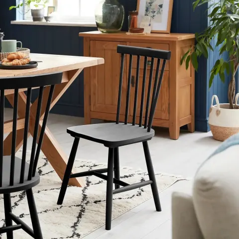 (180/Mez/1D) Lot RRP £100. 2x The Spindle Chair Black RRP £50 Each. Traditional Wooden Spindle Back