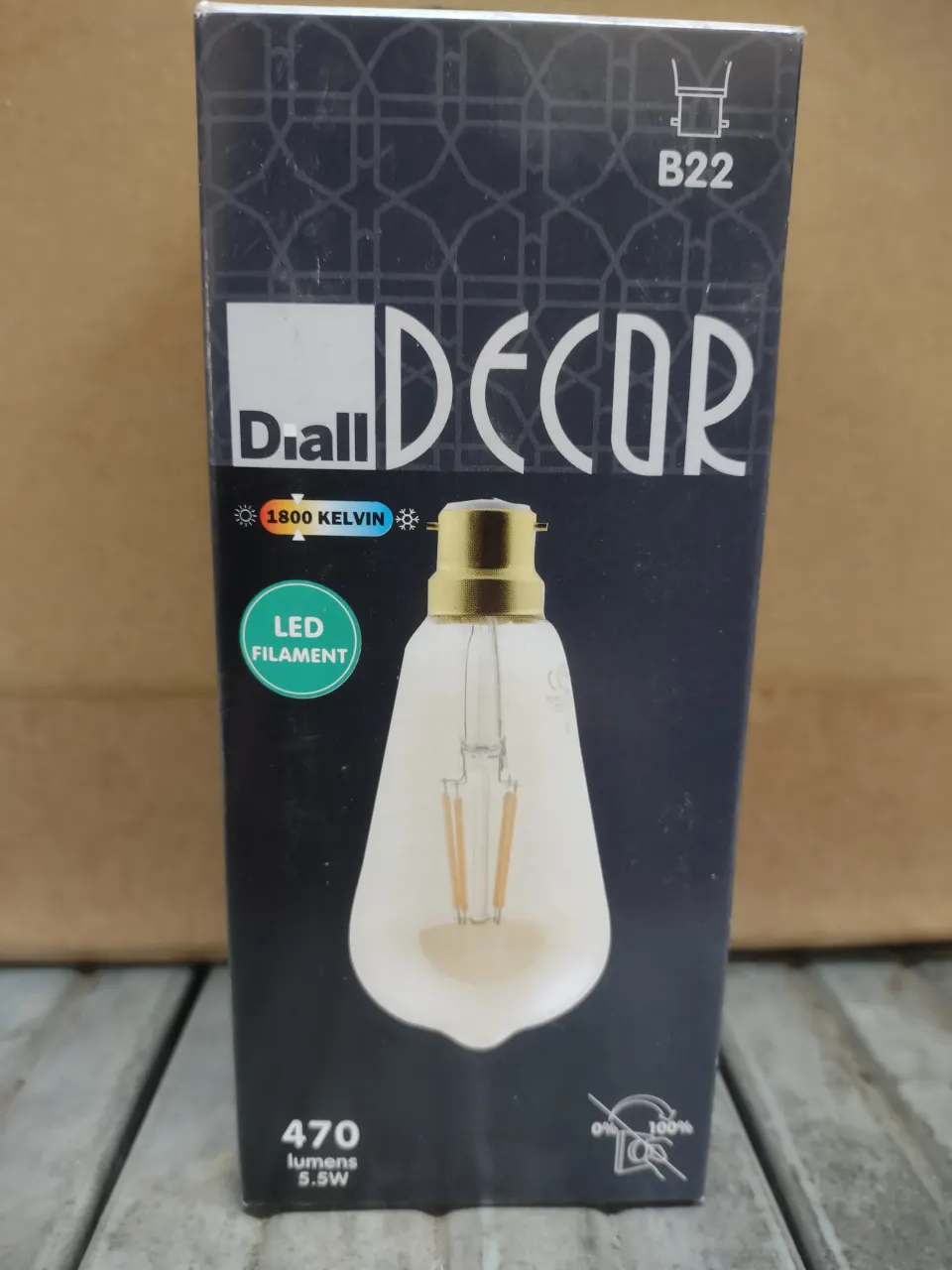 2 X Diall Décor B22 1800 Kelvin LED Filament Bulb. RRP £20 - GRADE A