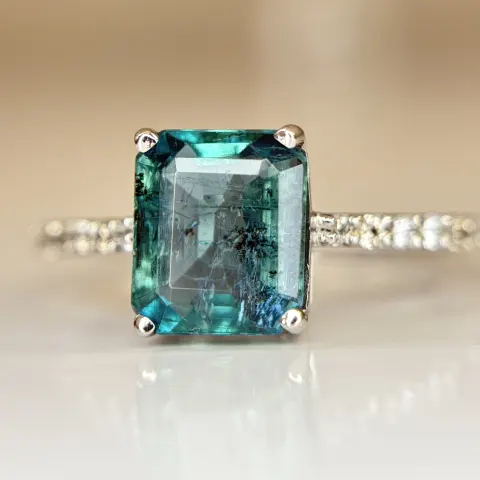 Beautiful 1.86 CT Natural Emerald Ring With Natural Diamonds & Platinum 950