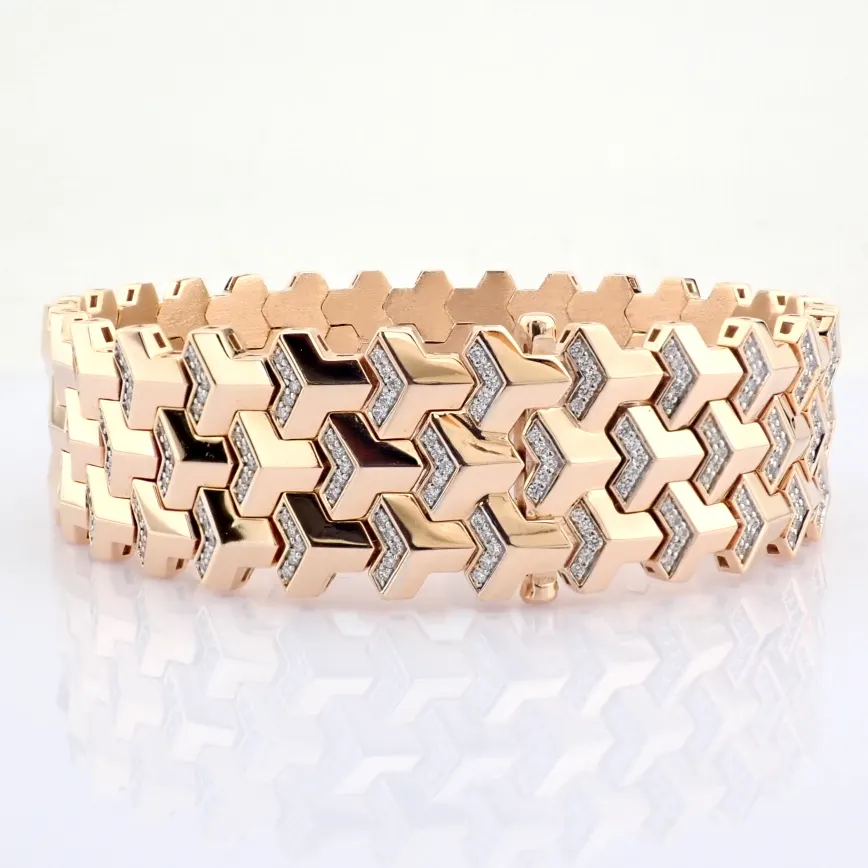 14K Rose Gold Bracelet Detailed With Brilliant Diamonds