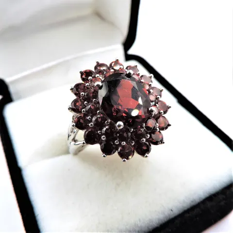 Sterling Silver Garnet Cluster Ring 3.75 cts New With Gift Pouch