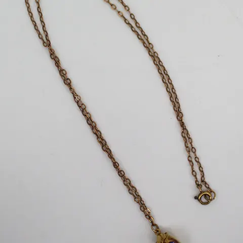 Pendant on Chain