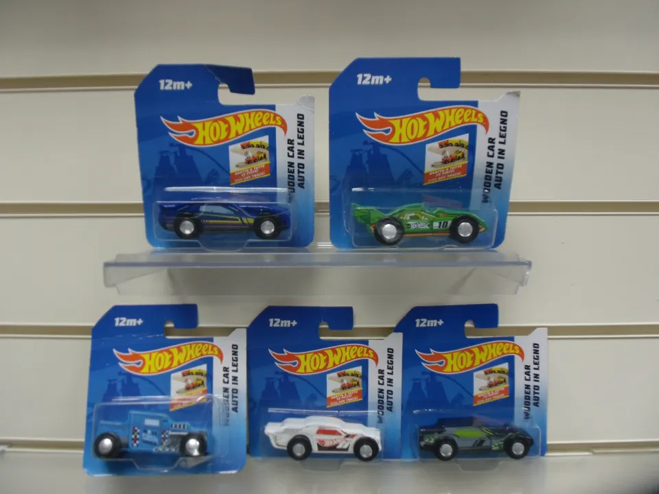 30pcs Brand new sealed Hot Wheels wooden small car - brand new sealed - assorted colours