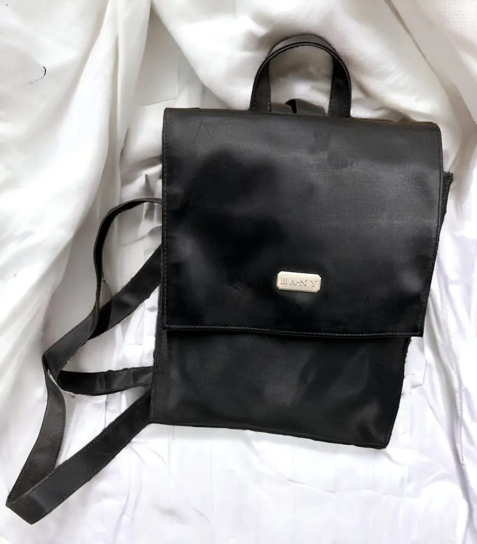 8 x B A N Y Bag/Backpack