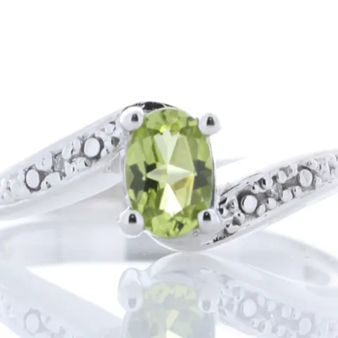 9ct White Gold Diamond And Peridot Ring (P0.50) 0.01 Carats