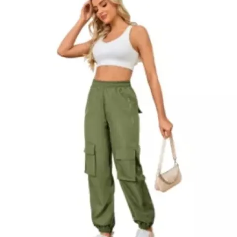 7 x Women's Olive Green Cargo Joggers L35cFD