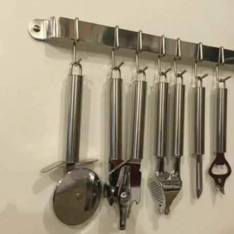 20 x Wall Hanging Bar Utensil Kitchen Tools Peeler Can Opener Pizza Bottle Garlic