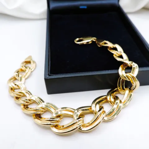 18k Yellow Gold Chunky Chain Link Bracelet 14.3 grams