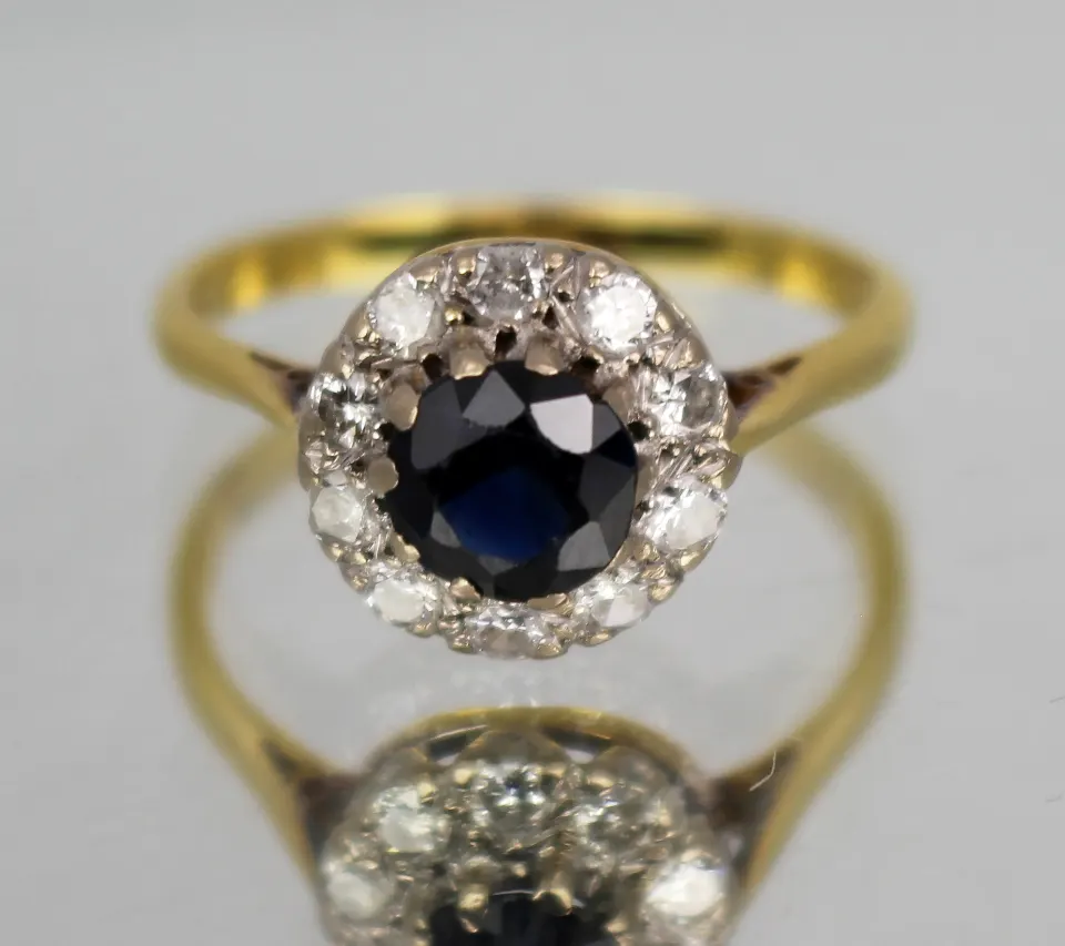 Sapphire & Diamond Cluster Ring 18ct