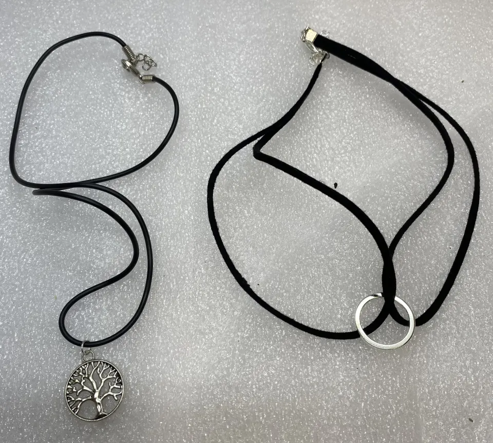 50 Necklaces In 2 Styles L11a