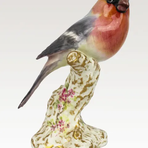Royal Worcester Bullfinch 2662 Birds on Stumps