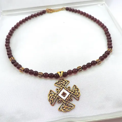 Garnet Bead Necklace With Gift Box