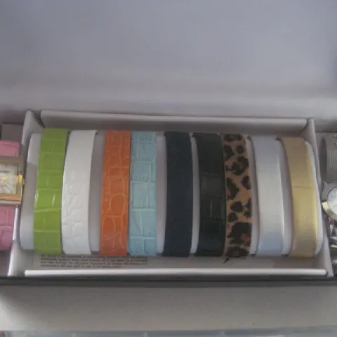 Vintage Ladies Gossip Twin Watch Set, Cased