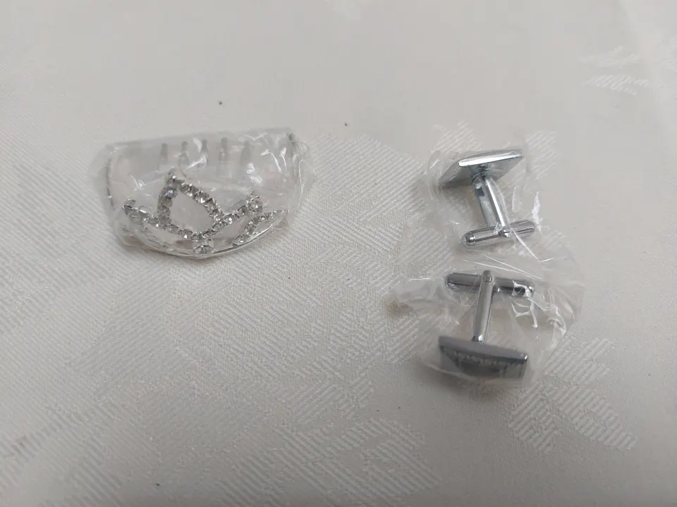 Cufflinks