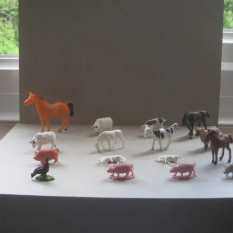 A Group of 16 Vintage Plastic Farm Animals