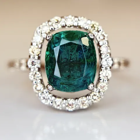 Beautiful 2.25 CT Natural Emerald Ring With Natural Diamonds & Platinum 950
