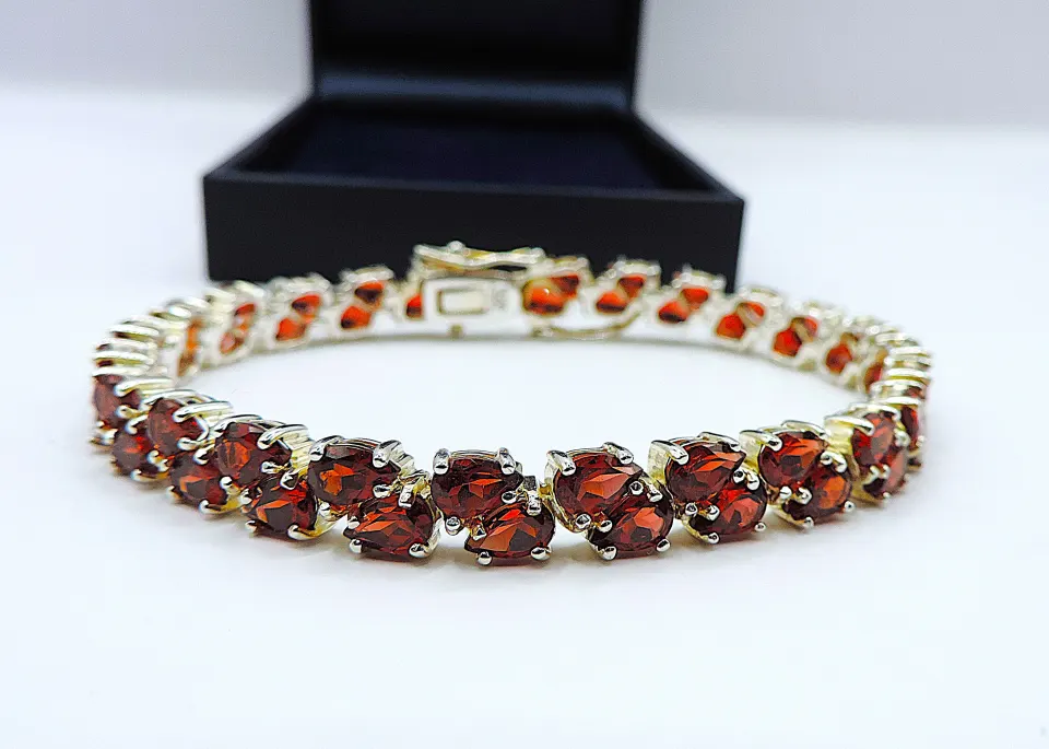  Sterling Silver 35 Carat Red Topaz Gemstone Bracelet New With Gift Box