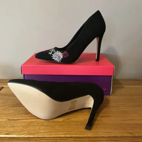 Dolcis “Tanya” High Heel Court Shoes, Size 6, Black - New RRP £34.99